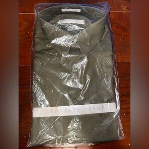 Geoffrey Beene Green shirt, size 15.5 34/35.